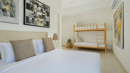 The Suar Sanur Schlafzimmer 3