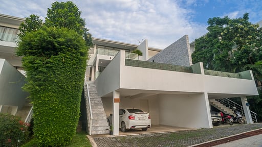 The Sun Kissed Villa Parking areas