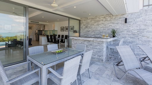 The Sun Kissed Villa Dining area