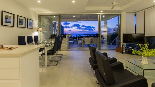 The Sun Kissed Villa Living room