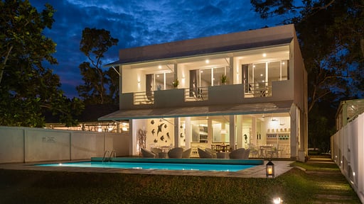 The Tangalle Social Otros