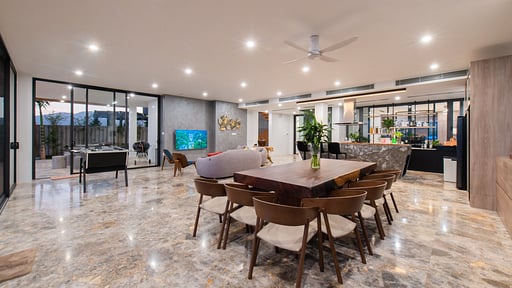 The Trang's Villa Dining area