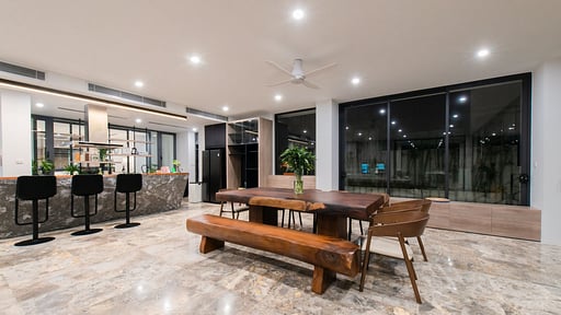 The Trang's Villa Dining area