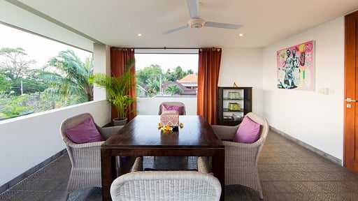 The Uma Villa Living room 1