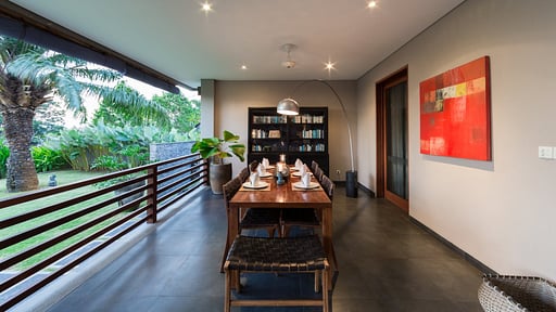 The Uma Villa Dining area