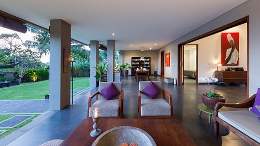 The Uma Villa Living room 2