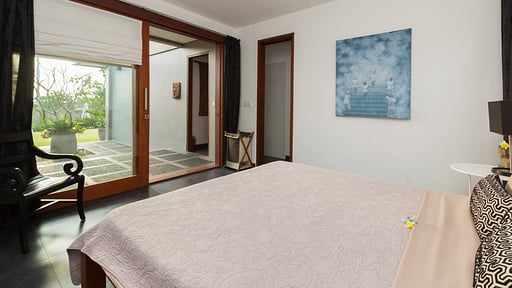 The Uma Villa Bedroom 2