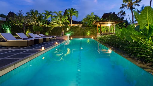 The Uma Villa Swimming pool