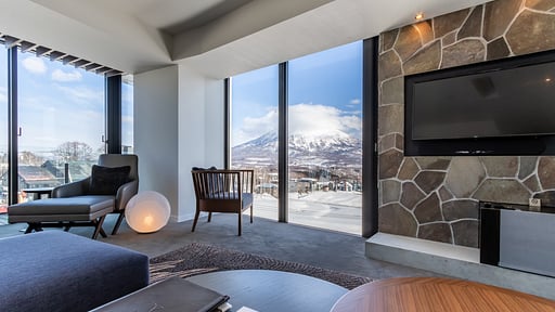 The Vale Niseko 2 Bedroom Mt. Yotei View Living room