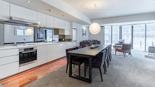 The Vale Niseko 2 Bedroom Ski Side Dining area