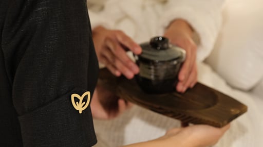 The Vale Niseko 2 Bedroom Village View Spa