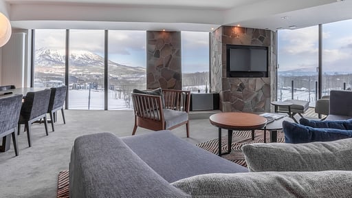 The Vale Niseko 3 Bedroom Mt. Yotei View Living room