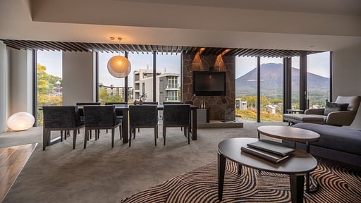 The Vale Niseko 3 Bedroom Mt. Yotei View Dining area