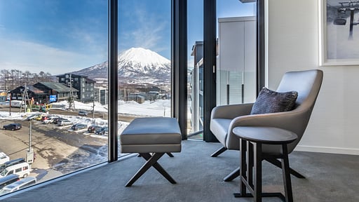 The Vale Niseko 3 Bedroom Mt. Yotei View Living room