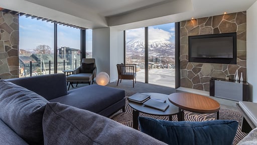The Vale Niseko 3 Bedroom Mt. Yotei View Living room