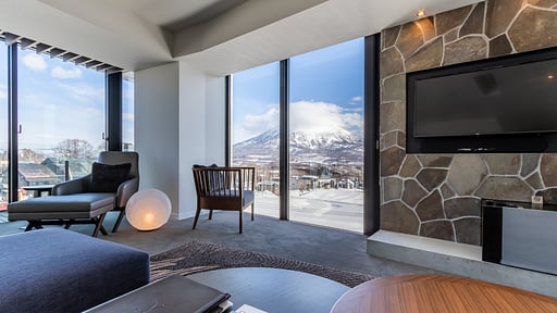 The Vale Niseko 3 Bedroom Mt. Yotei View Living room