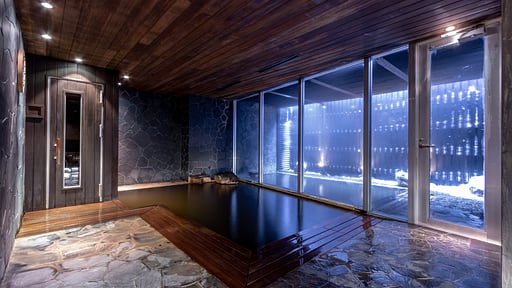 The Vale Niseko 3 Bedroom Resort Deluxe Onsen