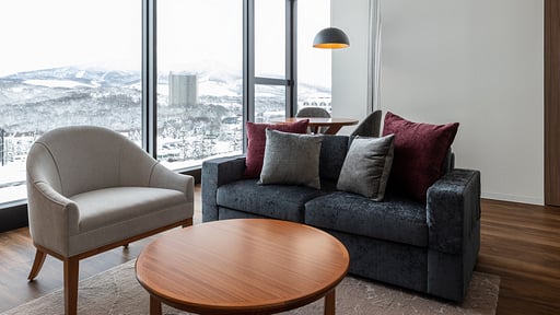 The Vale Rusutsu 1 Bedroom Deluxe Suite Living room