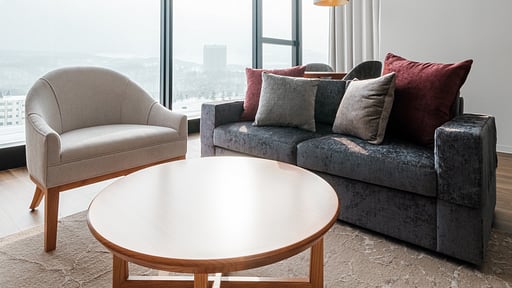 The Vale Rusutsu 1 Bedroom Deluxe Suite Living room