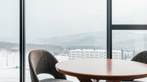 The Vale Rusutsu 1 Bedroom Deluxe Suite Living room