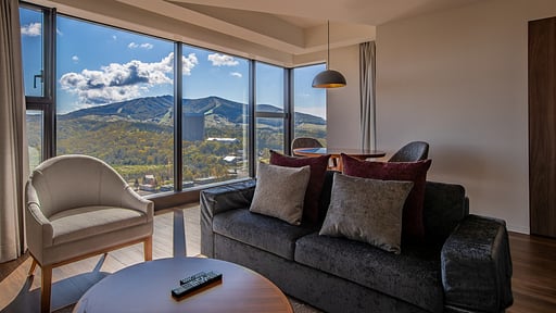 The Vale Rusutsu 1 Bedroom Deluxe Suite Living room