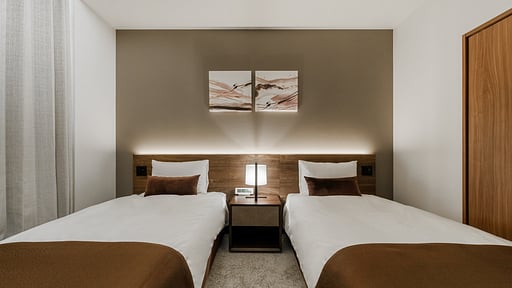 The Vale Rusutsu 1 Bedroom Premium Suite Bedroom 1