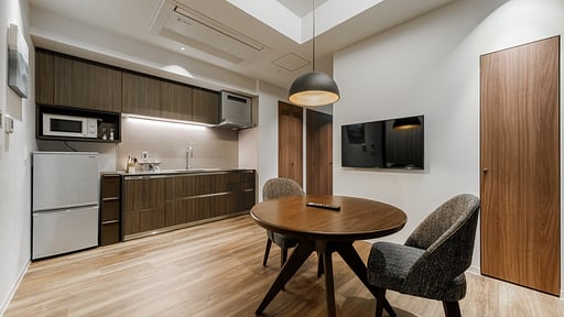 The Vale Rusutsu 1 Bedroom Premium Suite Dining area