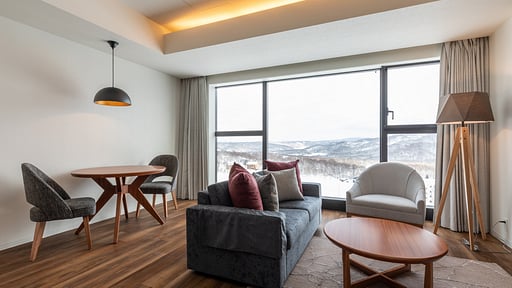 The Vale Rusutsu 1 Bedroom Suite Salon