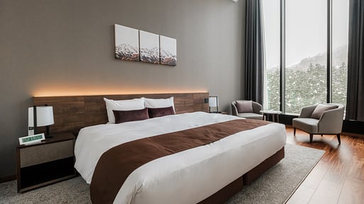 The Vale Rusutsu Four Bedroom Penthouse Residence Bedroom 1