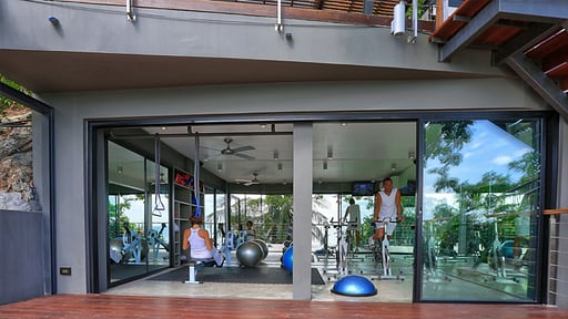 The View Villa Тренажерный зал