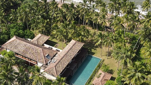 The Villa by Contemporary Ceylon Drone foto's