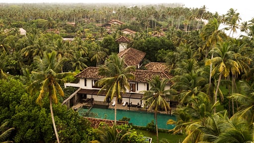 The Villa by Contemporary Ceylon Drone foto's