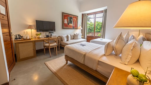 The Villa by Contemporary Ceylon Slaapkamer 3