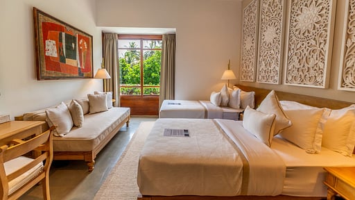 The Villa by Contemporary Ceylon Slaapkamer 3