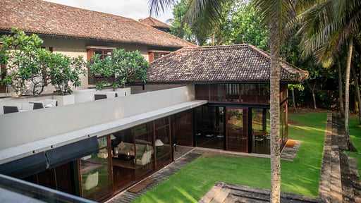 The Villa by Contemporary Ceylon Terras/Veranda