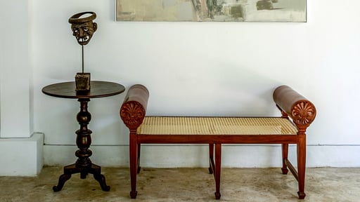 The Well House Living room