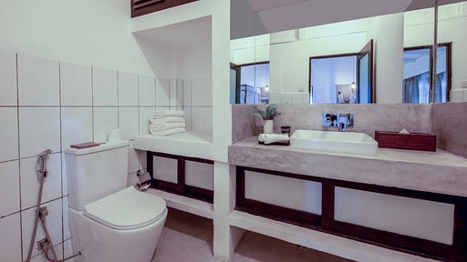 The Well House Bedroom 1