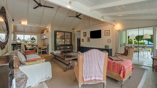 The White House Living room