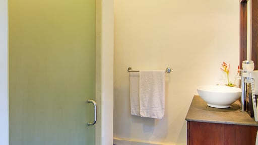 Three Sisters Beach House Camera da letto 1