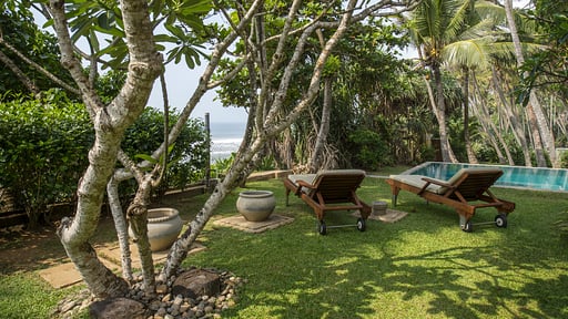 Three Sisters Beach House Garden