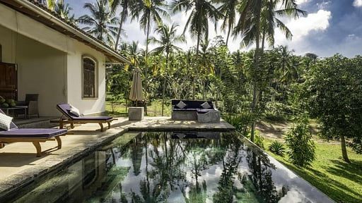 Three Sisters Plantation Swimming pool 2