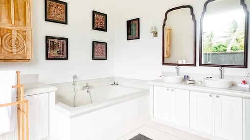 Three Sisters Plantation Bedroom 1