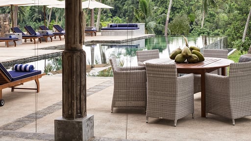 Three Sisters Plantation Swimming pool 1