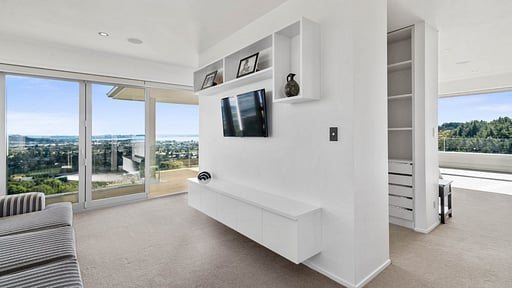 Tihi Retreat Bedroom 1