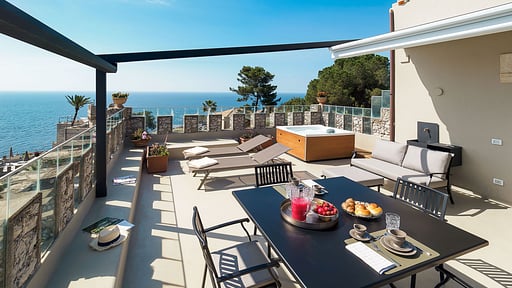 Villa Torre Isola Bella Dining area