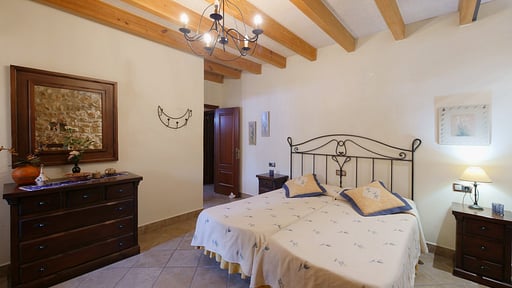 Tort House Bedroom 1