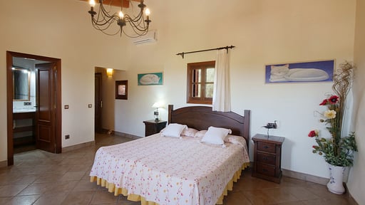 Tort House Bedroom 3