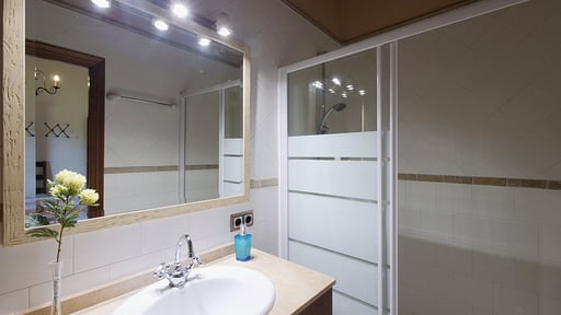 Tort House Bedroom 4