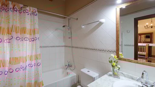 Tort House Bedroom 6