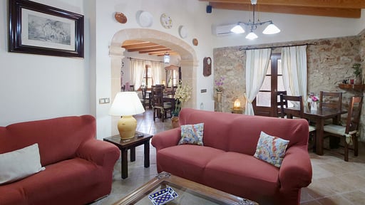 Tort House Living room